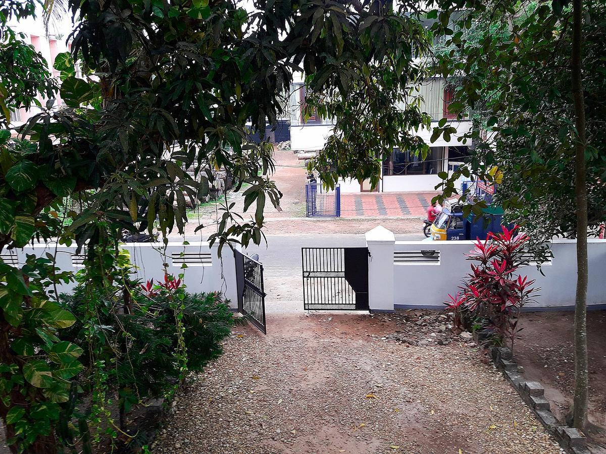 Aham Yoga Nest Bed and Breakfast Alappuzha Εξωτερικό φωτογραφία
