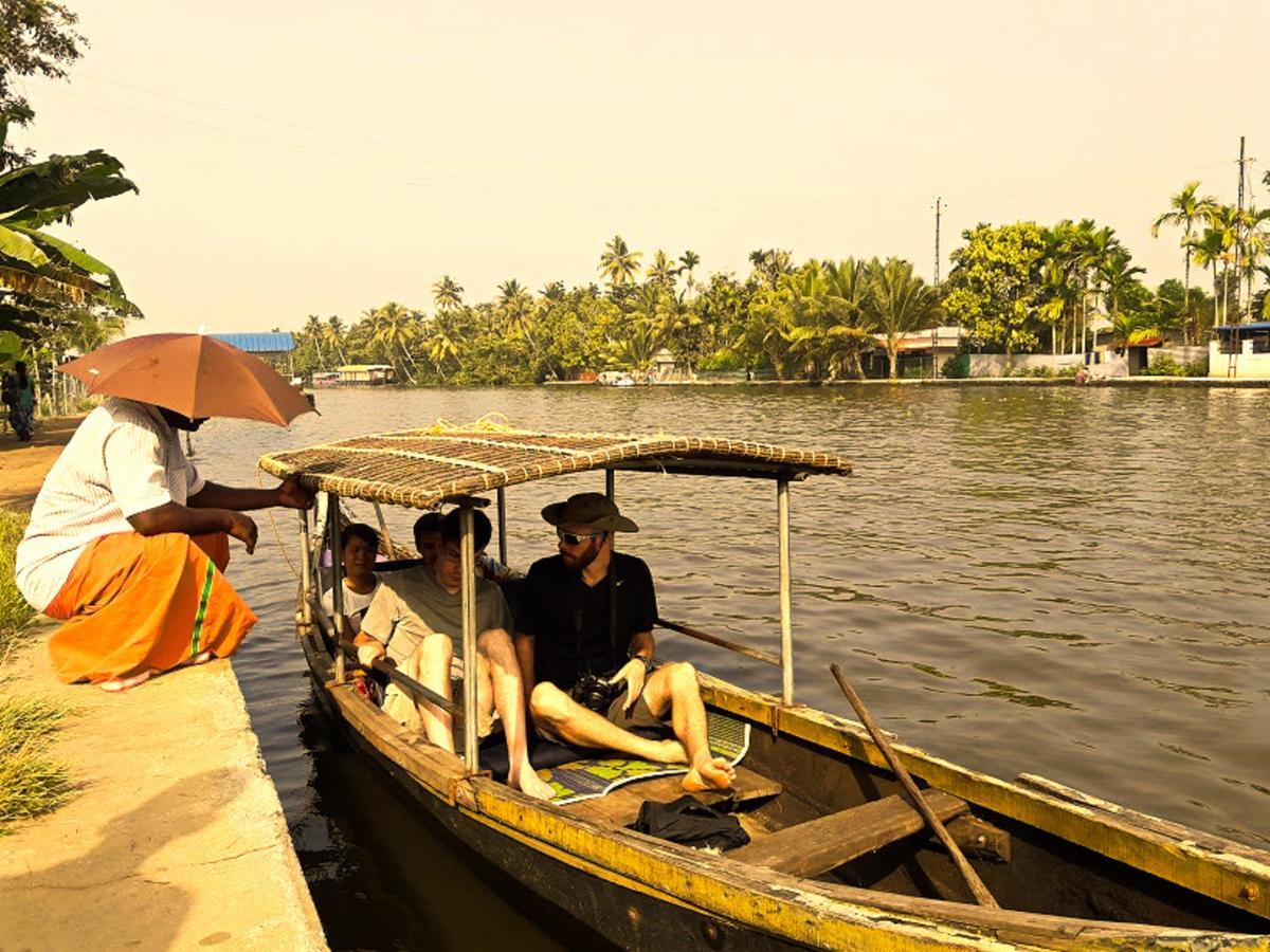 Aham Yoga Nest Bed and Breakfast Alappuzha Εξωτερικό φωτογραφία